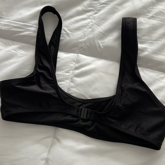 Mono B Black bikini top size Medium - Picture 3 of 3